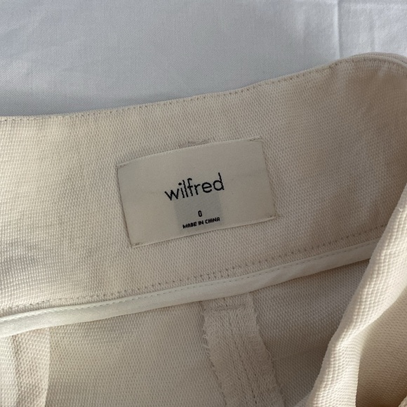 Wilfred  (Aritzia) “Paper Bag” High Rise Shorts In Light Birch Size 0 - Picture 4 of 7